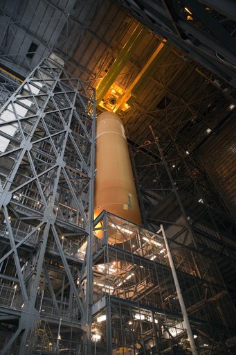 KSC-2010-4923