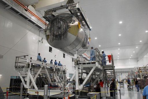 KSC-2010-4977