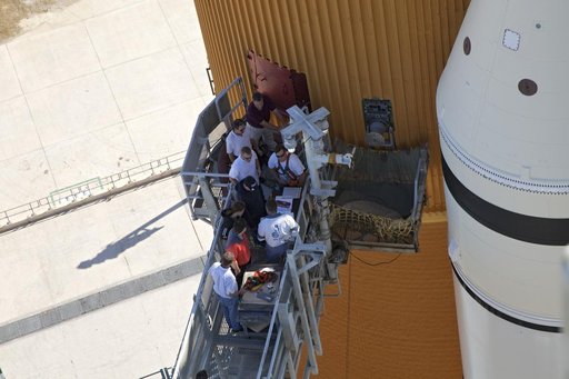 KSC-2010-5688