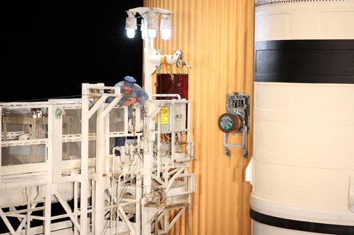 KSC-2010-5690