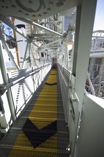 KSC-2010-5766