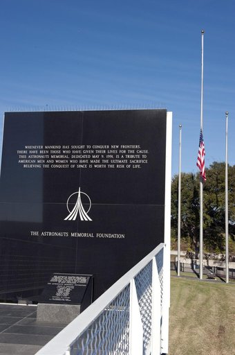 KSC-2011-1210