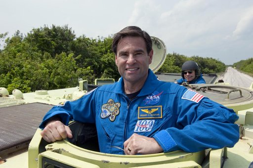 KSC-2011-2558