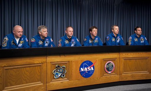 KSC-2011-2585