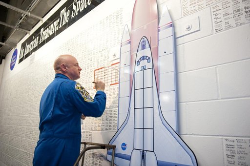 KSC-2011-2616