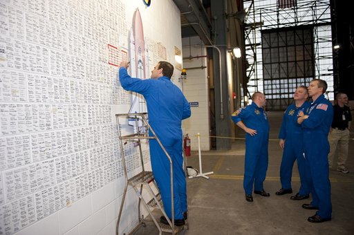 KSC-2011-2621