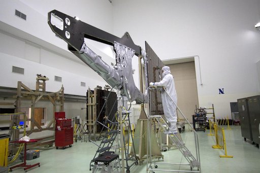 KSC-2011-2820