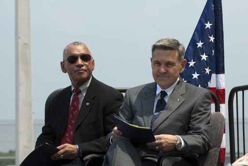 KSC-2011-2870