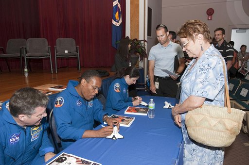 KSC-2011-2937