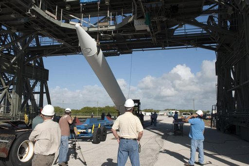 KSC-2011-3076