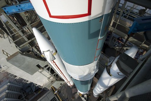 KSC-2011-3094