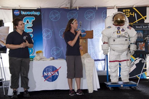KSC-2011-3152