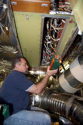 KSC-2011-3215