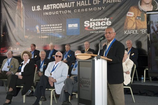 KSC-2011-3415