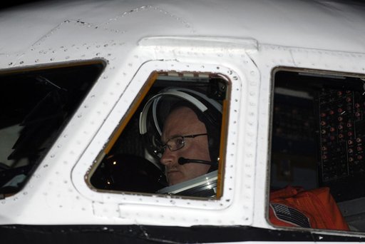 KSC-2011-3476