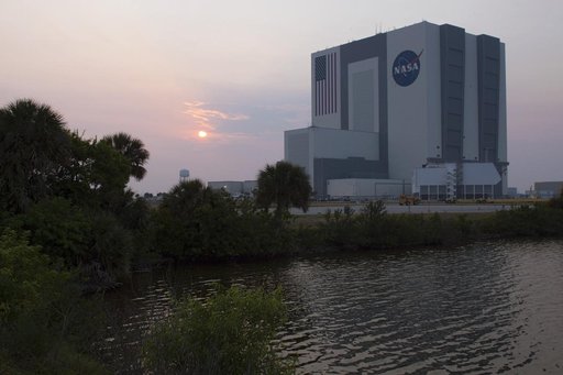 KSC-2011-3492