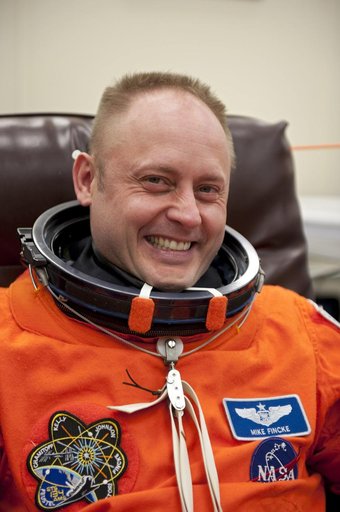 KSC-2011-3560