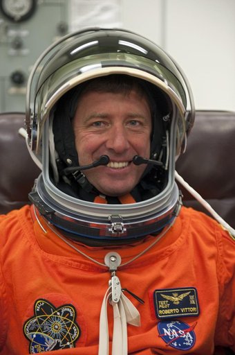 KSC-2011-3570