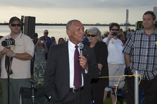 KSC-2011-3617