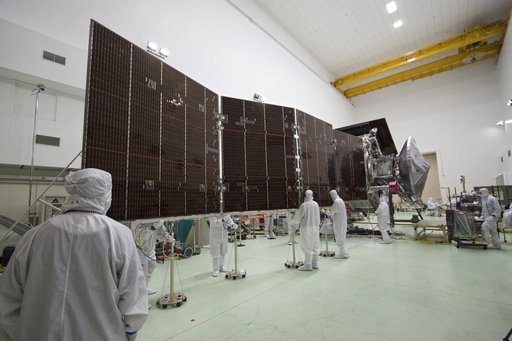 KSC-2011-3832