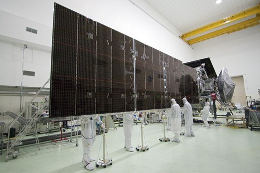 KSC-2011-3833