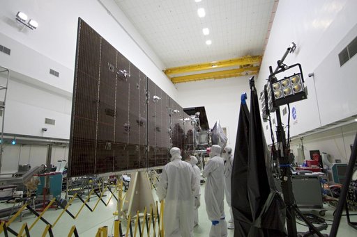 KSC-2011-3834