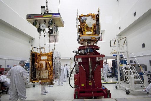 KSC-2011-3925
