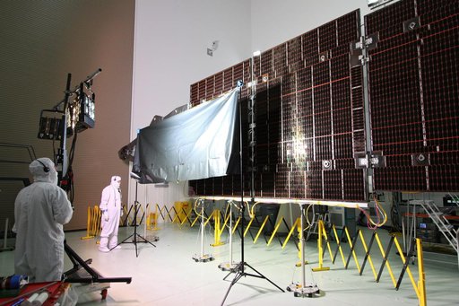 KSC-2011-3992