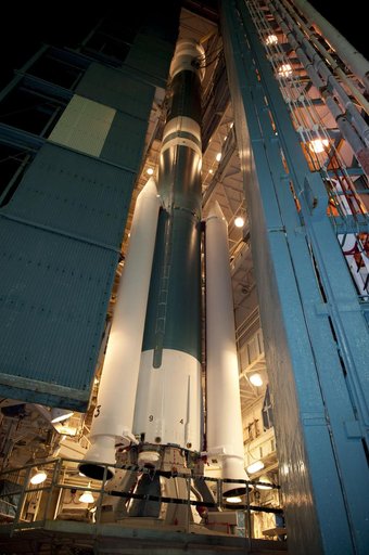 KSC-2011-4352