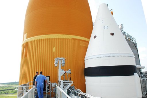KSC-2011-4573