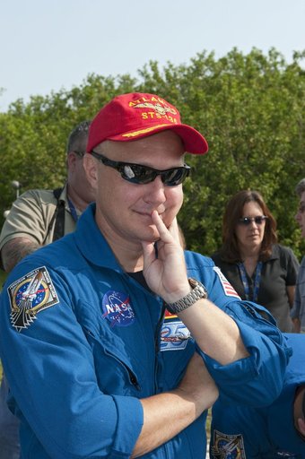 KSC-2011-4675
