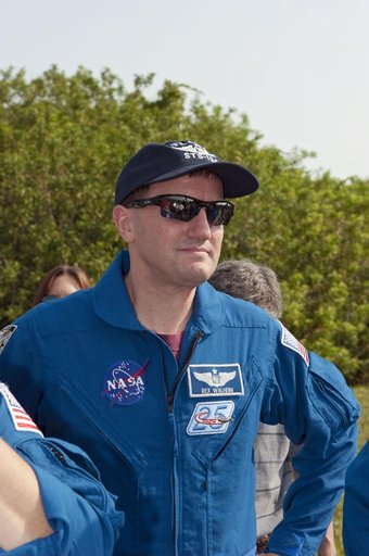 KSC-2011-4676