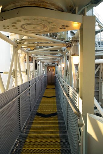 KSC-2011-4812