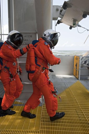 KSC-2011-4838