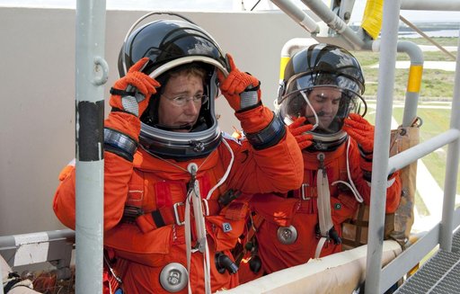 KSC-2011-4843