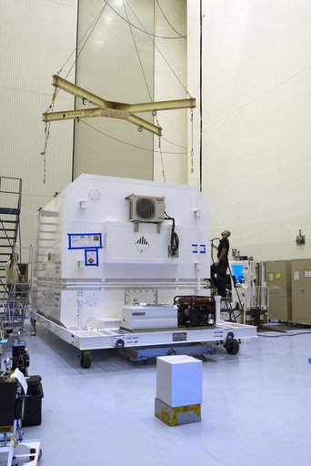 KSC-2011-4883