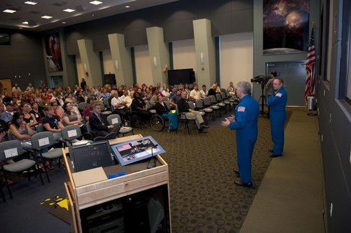 KSC-2011-5558
