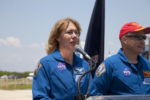KSC-2011-5765
