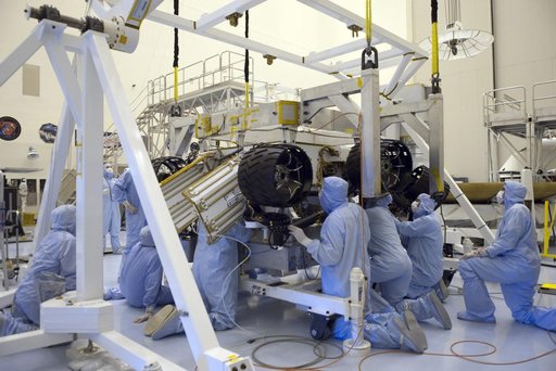 KSC-2011-5884
