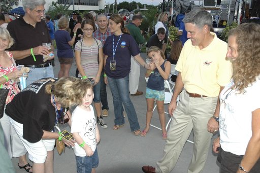 KSC-2011-6476