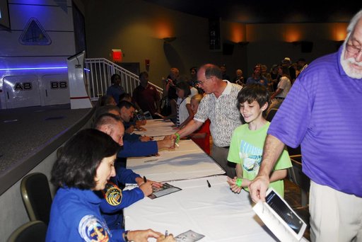 KSC-2011-6489