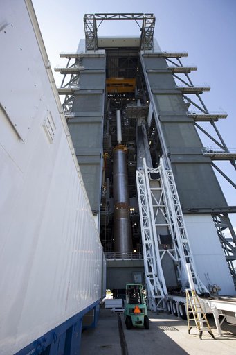 KSC-2011-6946
