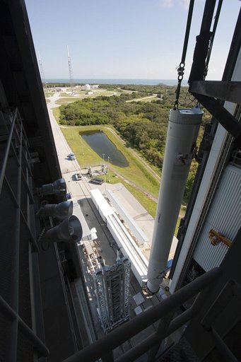 KSC-2011-6995