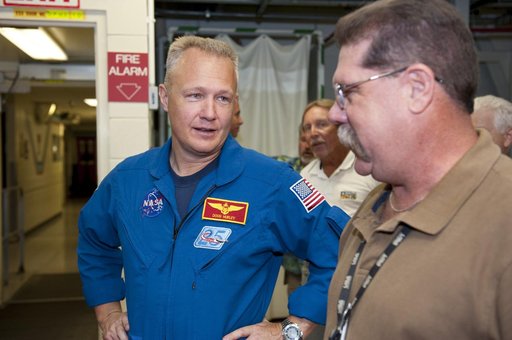 KSC-2011-7043