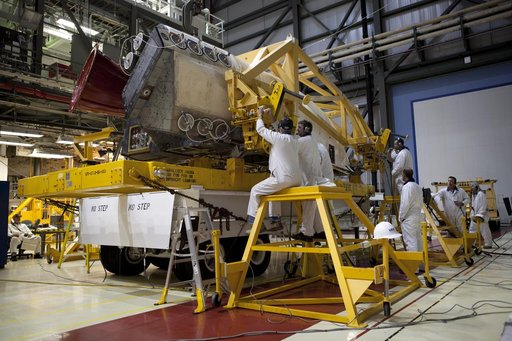 KSC-2011-7692