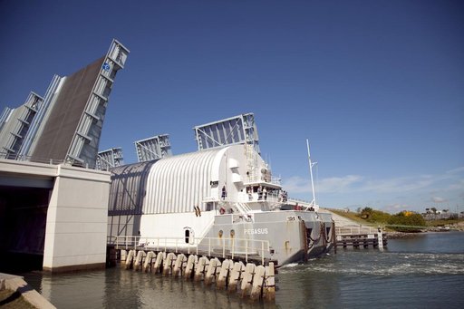 KSC-2011-7735