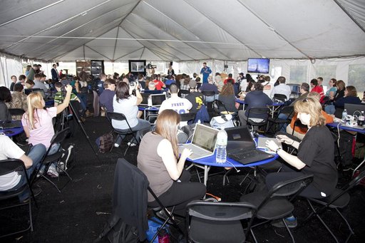 KSC-2011-7945