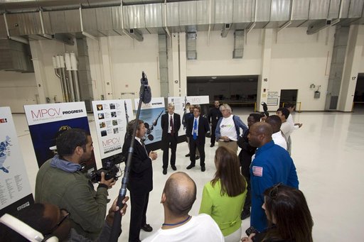 KSC-2011-7997