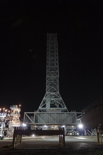 KSC-2011-8112