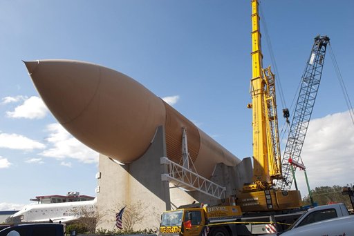 KSC-2011-8135
